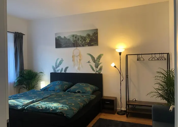 Apartment Gruene Oase Mit Balkon I Eg *